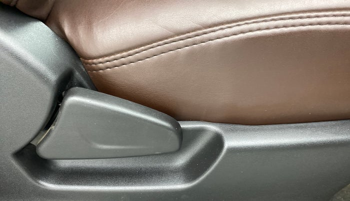2019 Datsun Redi Go 1.0 S AT, Petrol, Automatic, 8,171 km, Driver Side Adjustment Panel