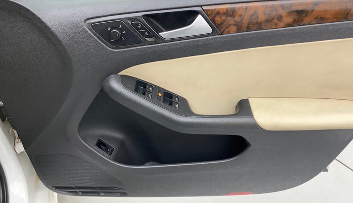 2014 Volkswagen Jetta HIGHLINE TDI AT, Diesel, Automatic, 93,738 km, Driver Side Door Panels Control
