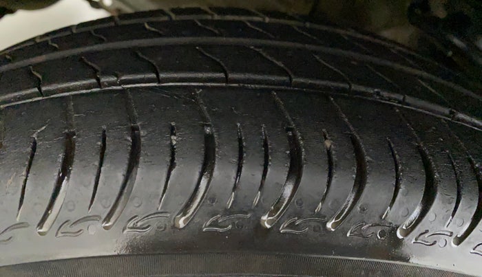 2021 Maruti S PRESSO VXI CNG, CNG, Manual, 39,855 km, Right Rear Tyre Tread