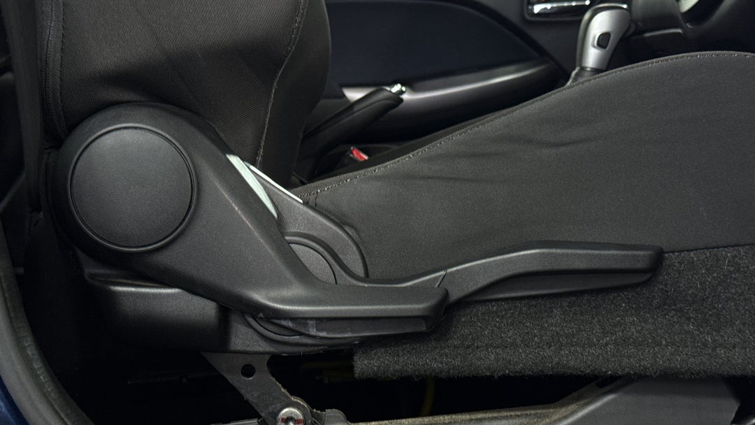 2020 Suzuki Baleno Gl, Automatic, 123097 km, Drivers Side Adjustment Panel