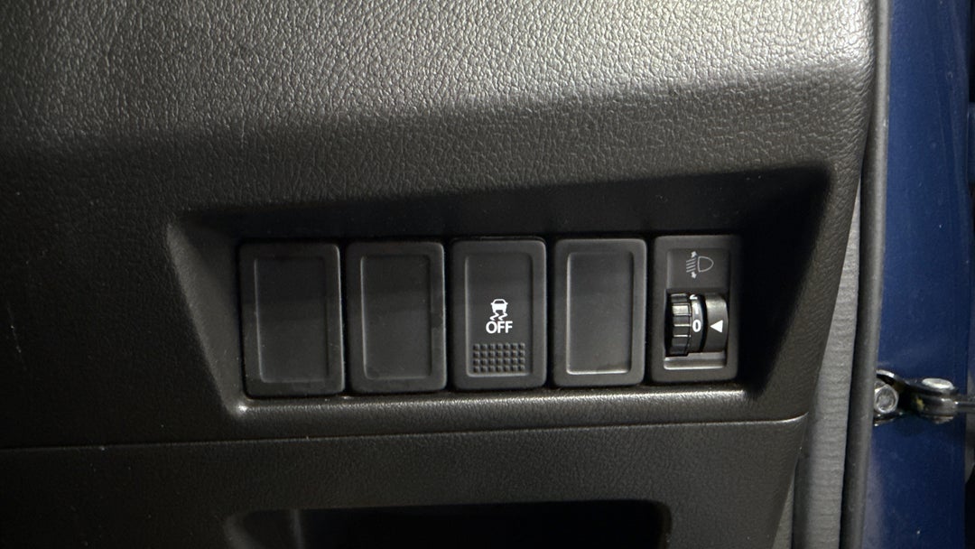 2020 Suzuki Baleno Gl, Automatic, 123097 km, Utility Switches/Buttons