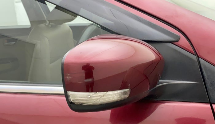 2016 Maruti Ciaz ZXI+, Petrol, Manual, 31,761 km, Right rear-view mirror - Indicator light has minor damage