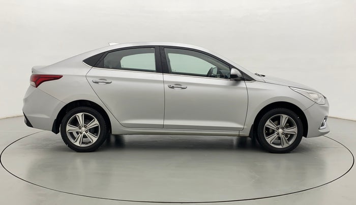 2017 Hyundai Verna 1.6 VTVT SX (O) AT, Petrol, Automatic, 95,153 km, Right Side View