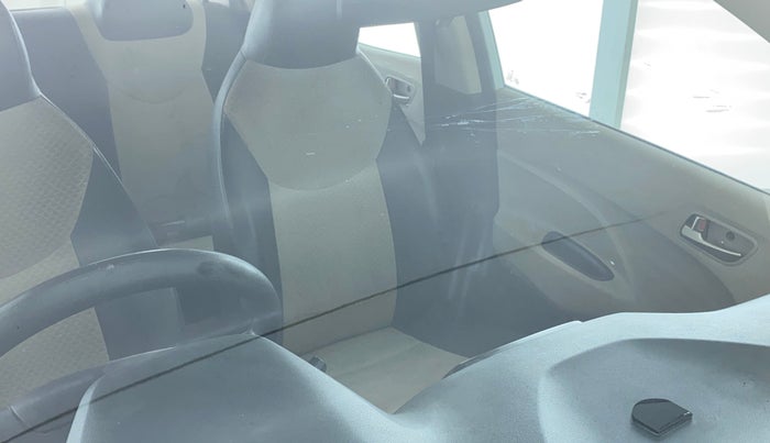 2019 Hyundai NEW SANTRO SPORTZ CNG, CNG, Manual, 80,968 km, Front windshield - Minor spot on windshield