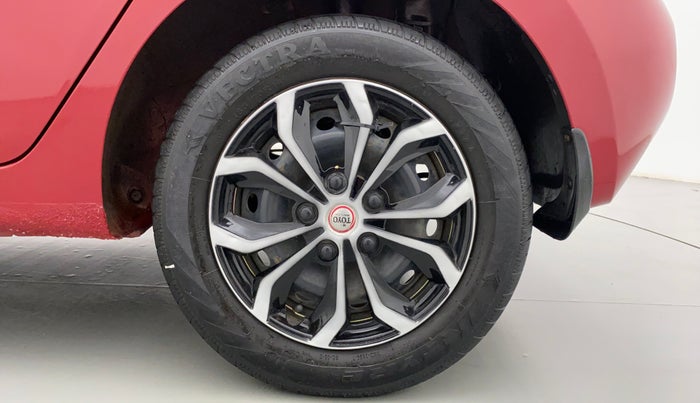 2017 Hyundai Grand i10 magna 1.2 crdi, Diesel, Manual, 65,460 km, Left Rear Wheel