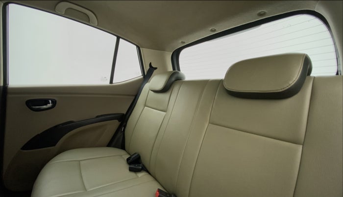 2011 Hyundai i10 SPORTZ 1.2 KAPPA2, Petrol, Manual, 33,632 km, Right Side Rear Door Cabin