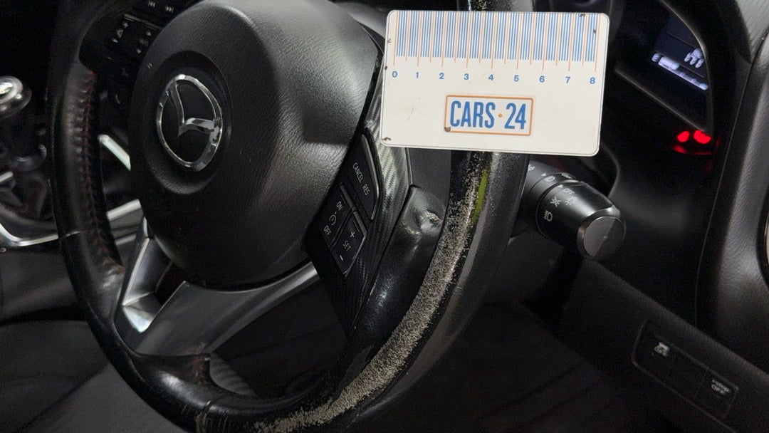 2016 Mazda 3 Maxx, Manual, 135785 km, Steering Wheel Body Wear