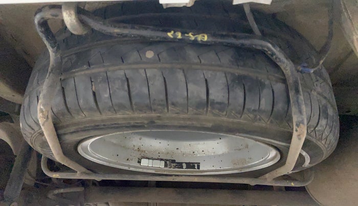 2015 Maruti Ertiga ZXI, Petrol, Manual, 76,092 km, Spare Tyre