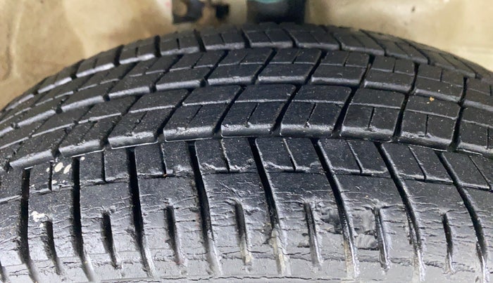 2015 Maruti Wagon R 1.0 VXI, Petrol, Manual, 12,047 km, Right Front Tyre Tread