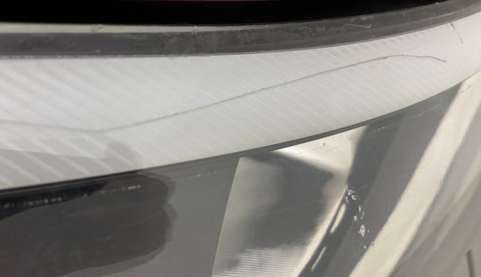 2017 Hyundai Elite i20 ASTA 1.2, Petrol, Manual, 38,240 km, Right headlight - Minor scratches
