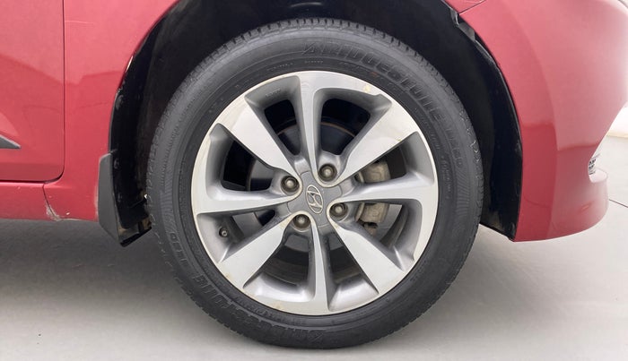 2017 Hyundai Elite i20 ASTA 1.2, Petrol, Manual, 38,240 km, Right Front Wheel