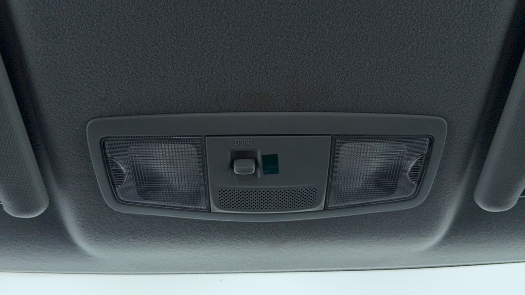 On-Roof Controls/Sunglass holder