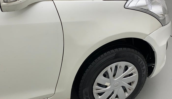 2016 Maruti Swift VXI O, Petrol, Manual, 98,250 km, Right fender - Paint has minor damage