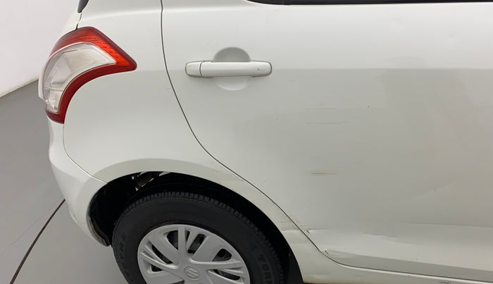 2016 Maruti Swift VXI O, Petrol, Manual, 98,250 km, Right quarter panel - Minor scratches