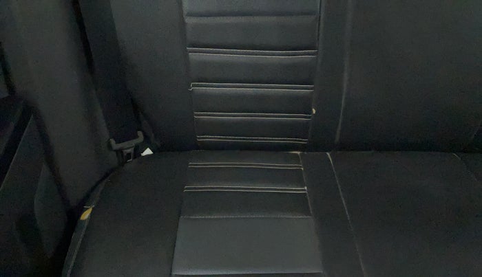 2019 Mahindra KUV 100 NXT K2 P 6 STR, Petrol, Manual, 79,986 km, Second-row right seat - Cover slightly torn