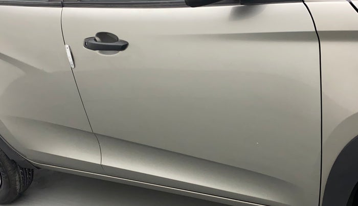 2019 Mahindra KUV 100 NXT K2 P 6 STR, Petrol, Manual, 79,986 km, Driver-side door - Paint has faded