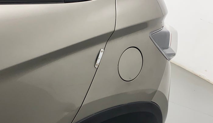 2019 Mahindra KUV 100 NXT K2 P 6 STR, Petrol, Manual, 79,986 km, Left quarter panel - Paint has minor damage