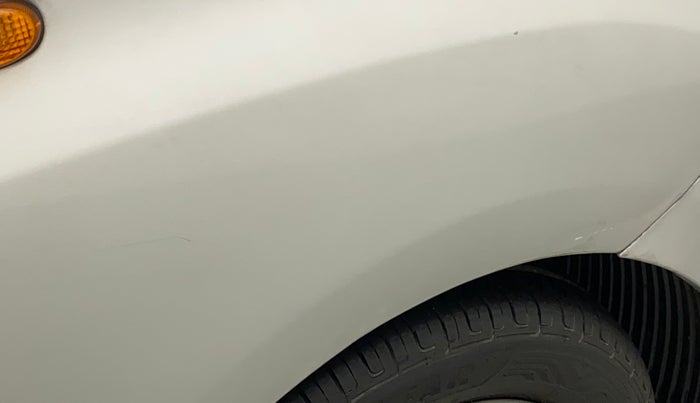 2017 Hyundai Eon ERA +, Petrol, Manual, 52,120 km, Right fender - Minor scratches