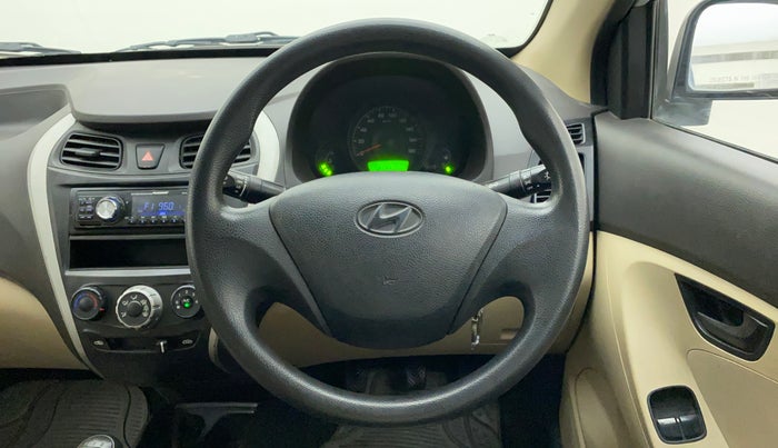 2017 Hyundai Eon ERA +, Petrol, Manual, 52,120 km, Steering Wheel Close Up