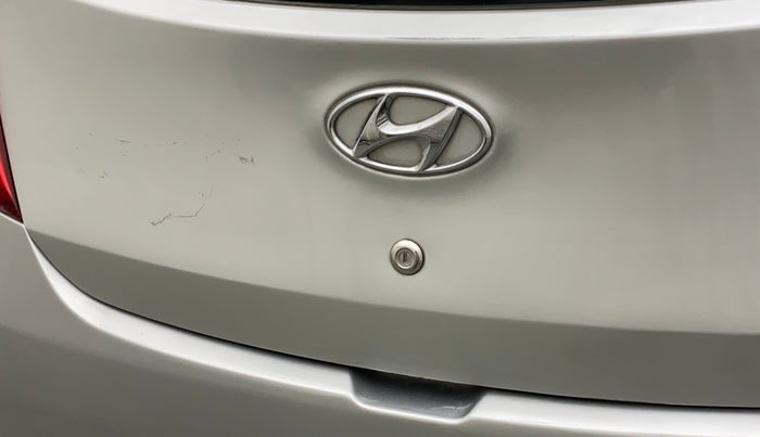 2017 Hyundai Eon ERA +, Petrol, Manual, 52,120 km, Dicky (Boot door) - Minor scratches