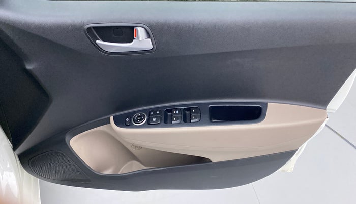 2017 Hyundai Xcent S 1.2, Petrol, Manual, 17,129 km, Driver Side Door Panels Control