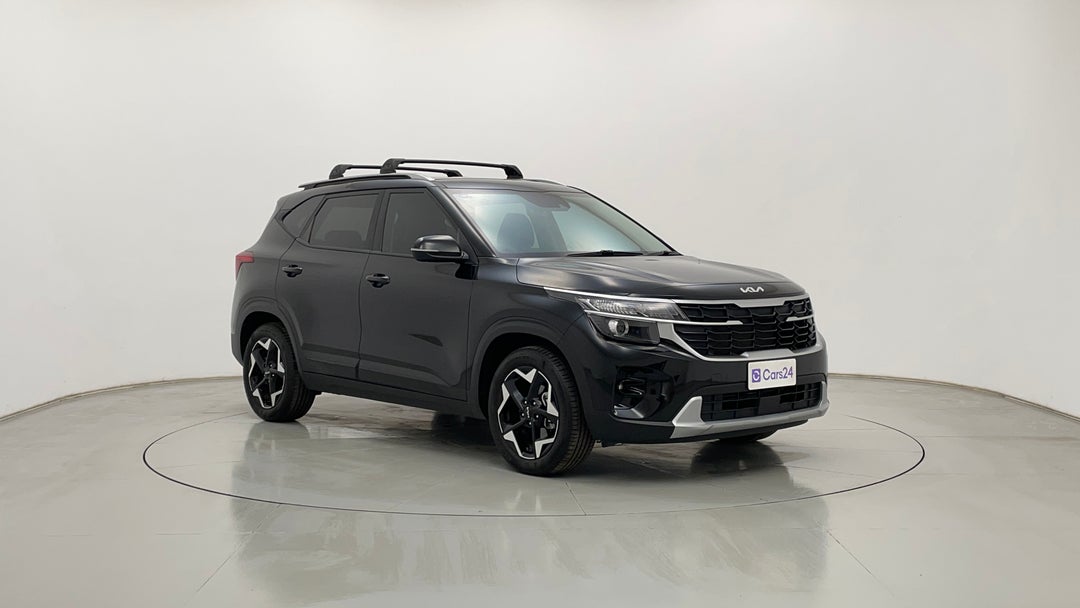 Right Front Diagonal (45- Degree) View