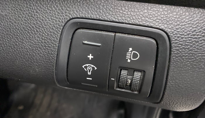 2017 Hyundai i20 Active 1.2 SX, Petrol, Manual, 61,721 km, Dashboard - Headlight height adjustment not working