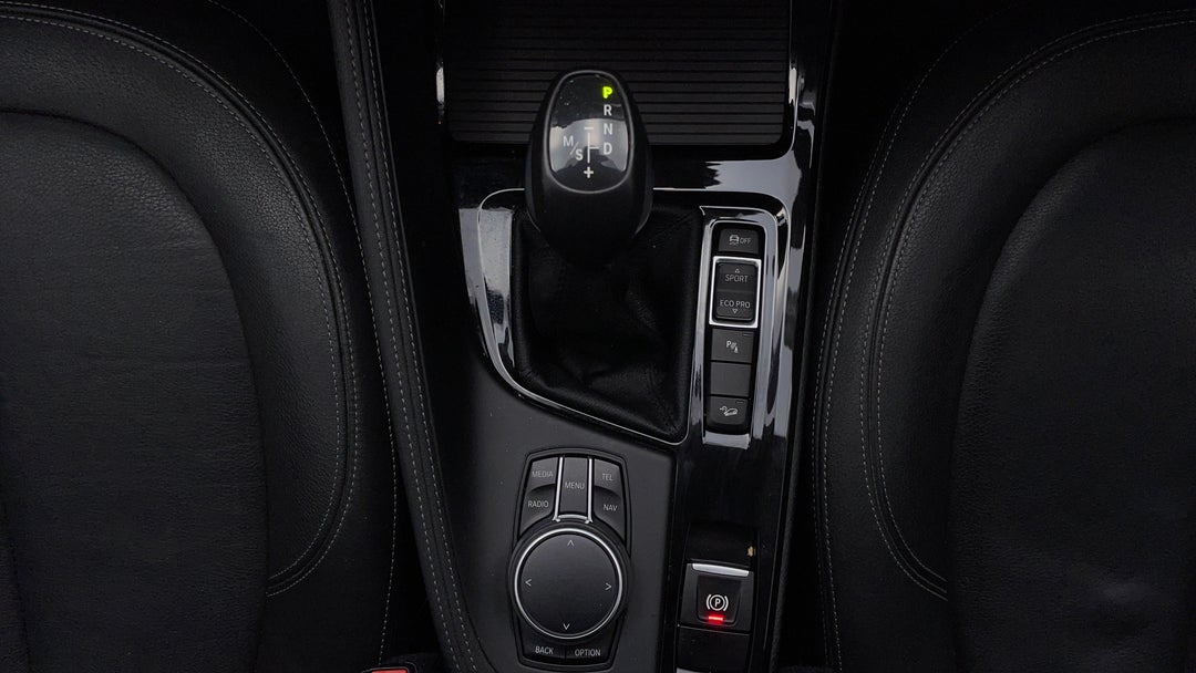 2017 BMW X1 Xdrive 25i, Automatic, 79734 km, Gear Lever 