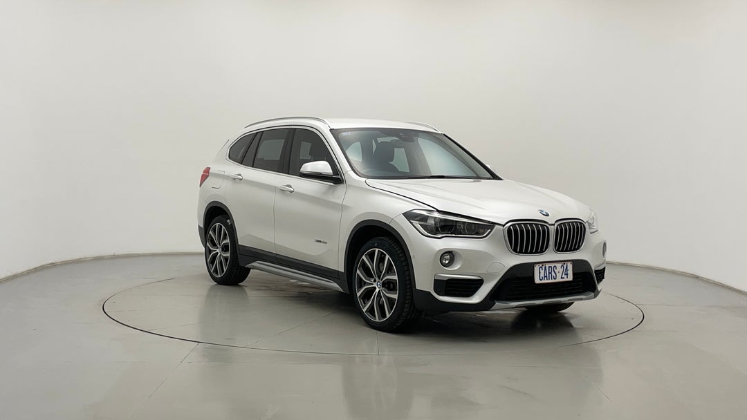 2017 BMW X1 Xdrive 25i, Automatic, 79734 km, Right Front Diagonal (45- Degree) View