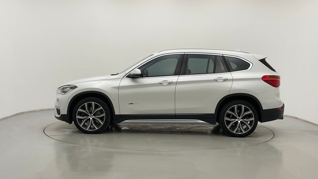 2017 BMW X1 Xdrive 25i, Automatic, 79734 km, Left Side View