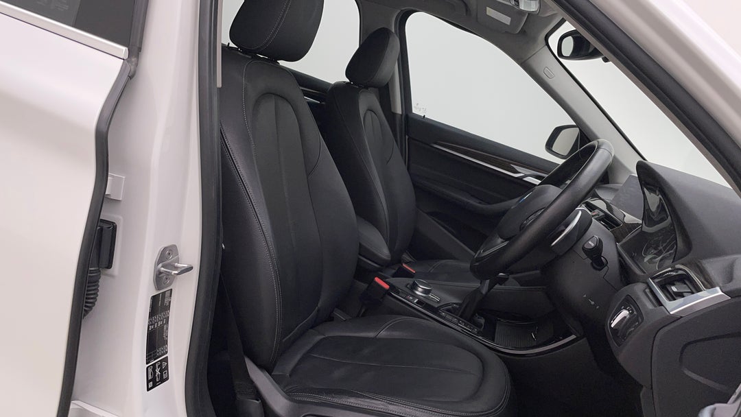 2017 BMW X1 Xdrive 25i, Automatic, 79734 km, Right Side Front Door Cabin View