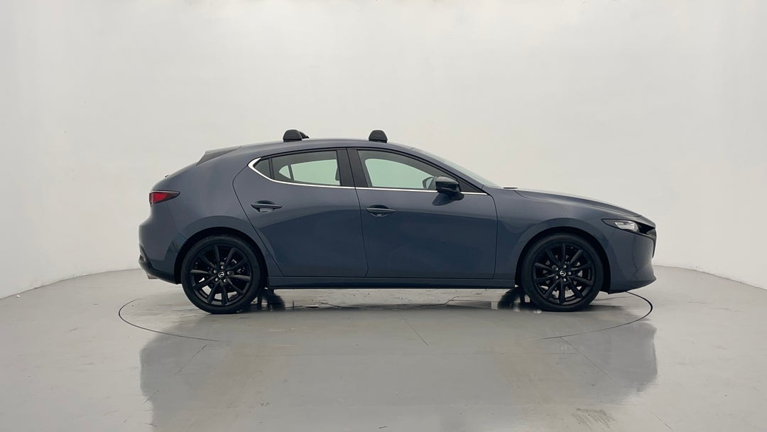2024 Mazda Mazda3 G25 Evolve Sp, Automatic, 19900 km, Right Side View