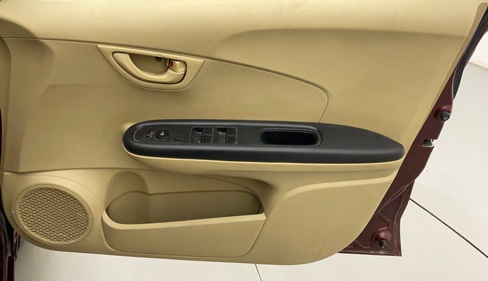 2017 Honda Amaze 1.2L I-VTEC S, Petrol, Manual, 79,311 km, Driver Side Door Panels Control