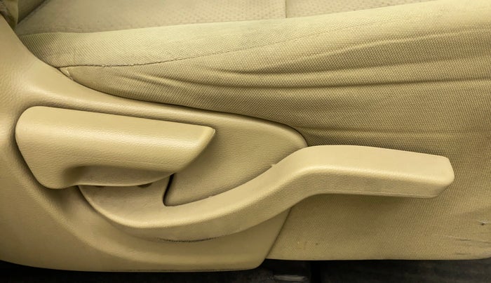 2017 Honda Amaze 1.2L I-VTEC S, Petrol, Manual, 79,311 km, Driver Side Adjustment Panel