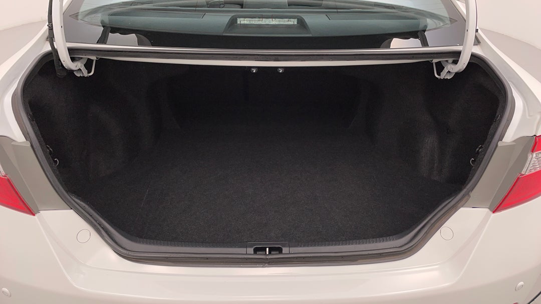 2017 Toyota Aurion At-x, Automatic, 64946 km, Boot Inside View