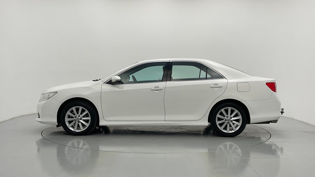 2017 Toyota Aurion At-x, Automatic, 64946 km, Left Side View