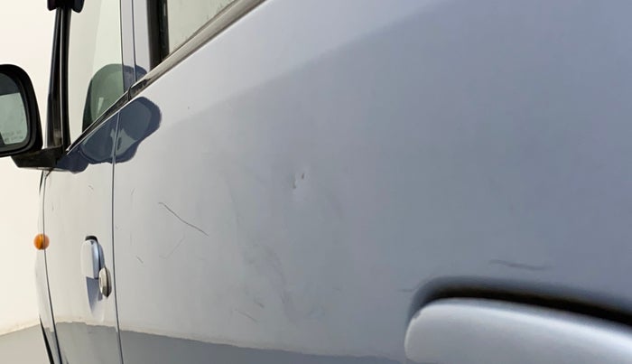 2011 Maruti Wagon R 1.0 VXI, Petrol, Manual, 52,829 km, Rear left door - Slightly dented