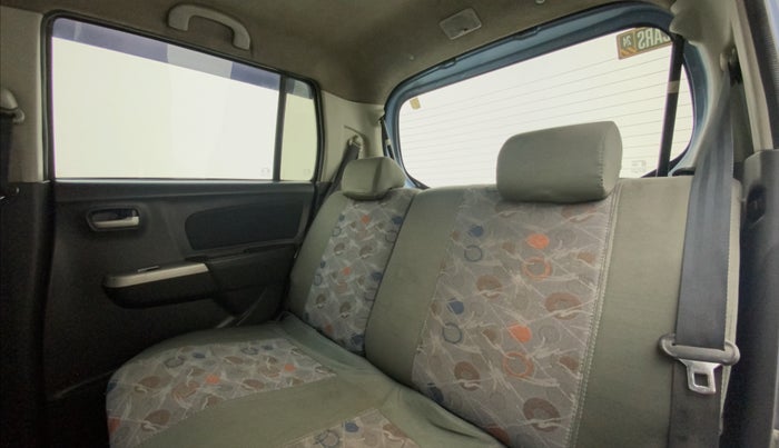 2011 Maruti Wagon R 1.0 VXI, Petrol, Manual, 52,829 km, Right Side Rear Door Cabin