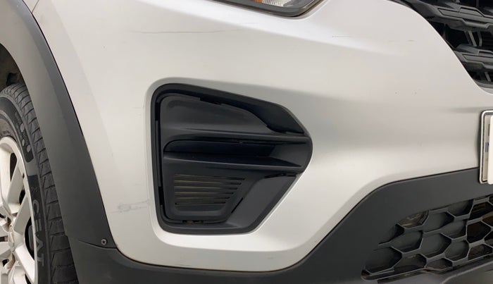 2019 Renault TRIBER RXL MT, Petrol, Manual, 43,057 km, Front bumper - Minor scratches
