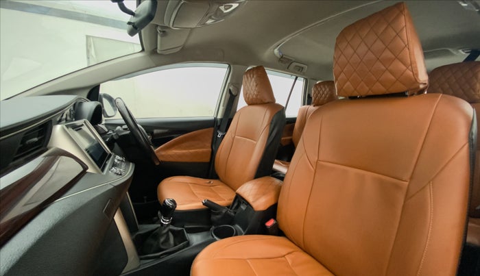 2017 Toyota Innova Crysta 2.4 VX 8 STR, Diesel, Manual, 84,840 km, Right Side Front Door Cabin