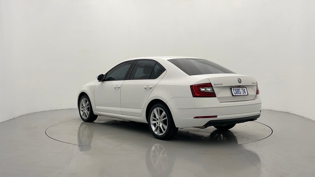 Left Back Diagonal (45- Degree) View