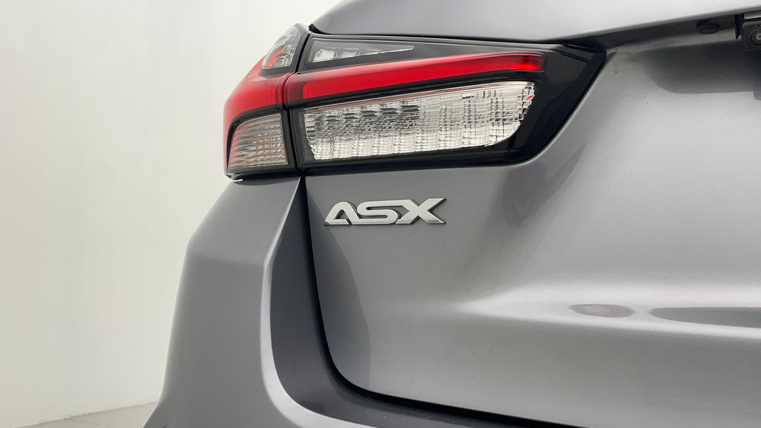 Badge (Boot Left Side)