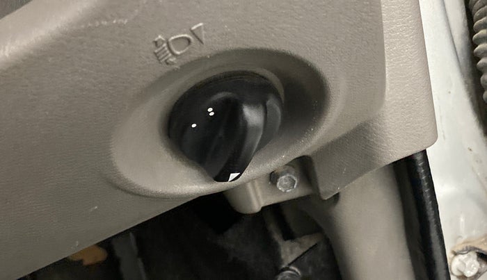 2016 Datsun Redi Go T (O), Petrol, Manual, 53,514 km, Dashboard - Headlight height adjustment not working