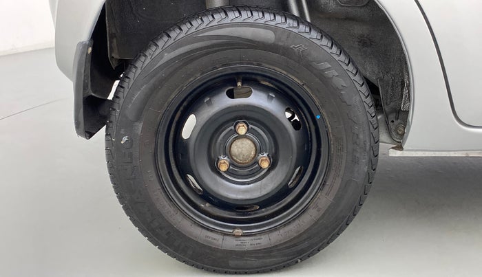 2016 Datsun Redi Go T (O), Petrol, Manual, 53,514 km, Right Rear Wheel