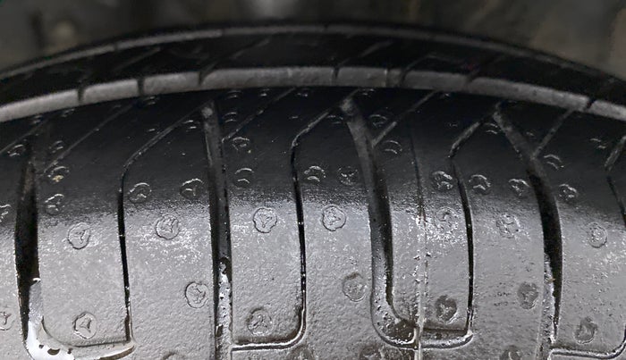 2016 Datsun Redi Go T (O), Petrol, Manual, 53,514 km, Left Front Tyre Tread