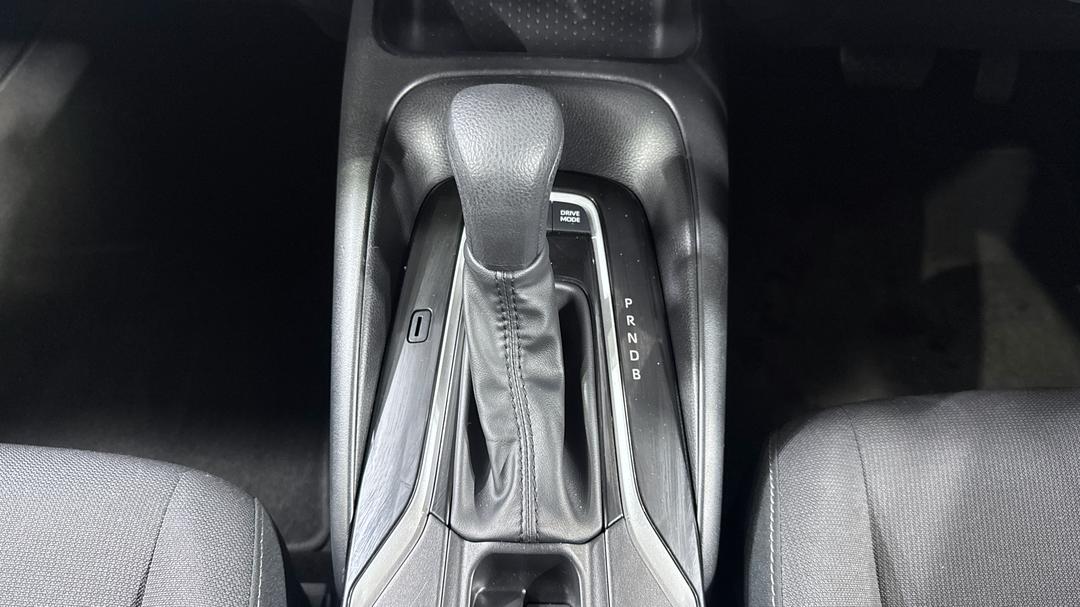 2024 Toyota Corolla Ascent Sport + Conv Pk Hybrid, Automatic, 25291 km, Gear Lever 