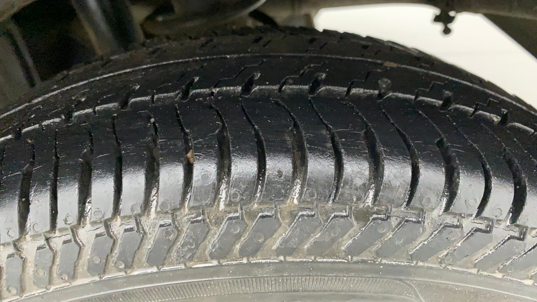 Left Rear Tyre Tread