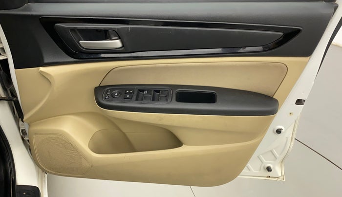 2019 Honda Amaze 1.2L I-VTEC S, Petrol, Manual, 39,901 km, Driver Side Door Panels Control