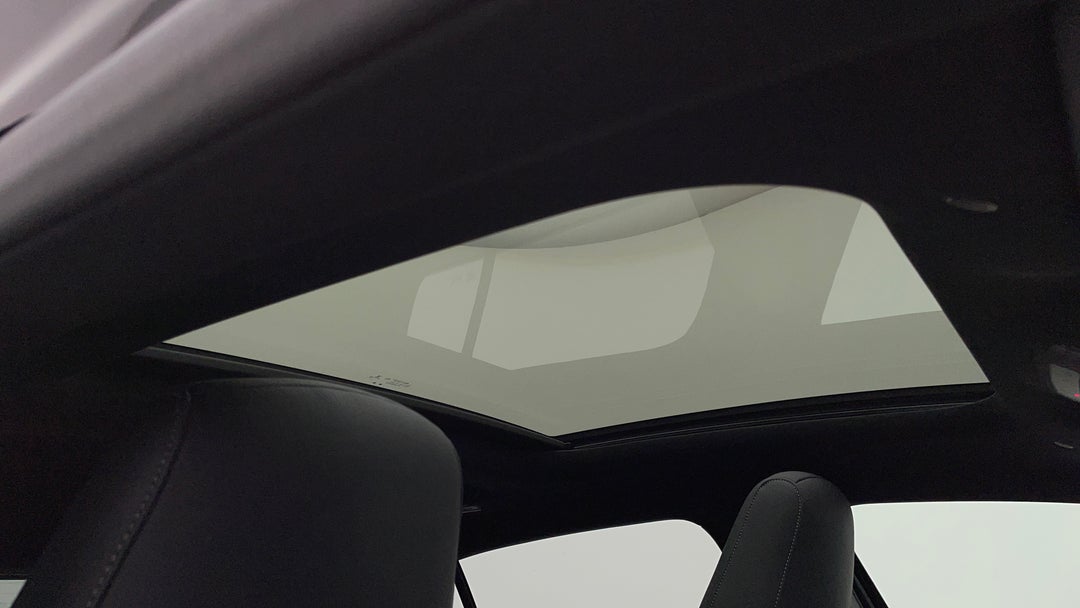 Interior Sunroof/Moonroof