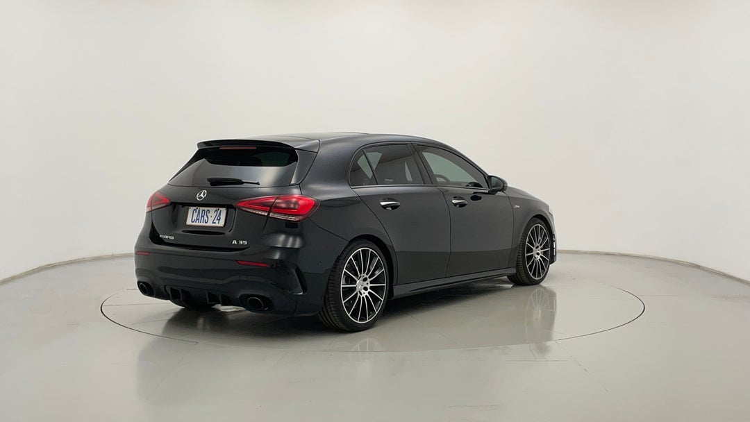 Right Back Diagonal (45- Degree) View